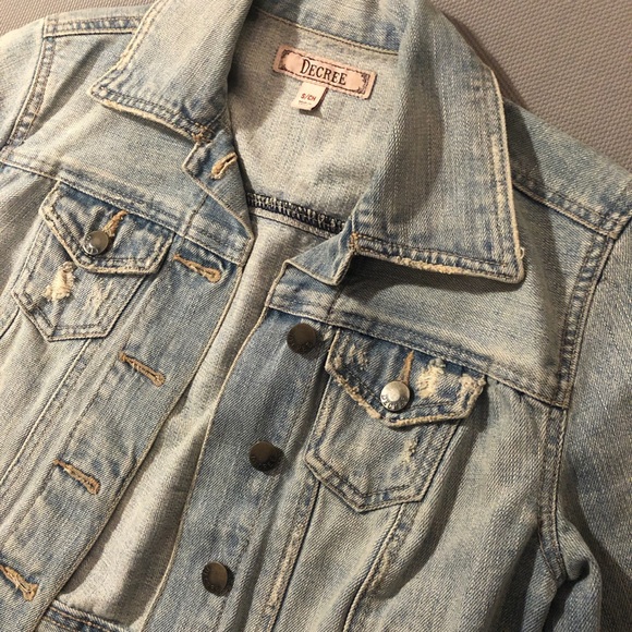 Jean jacket - Picture 3 of 4